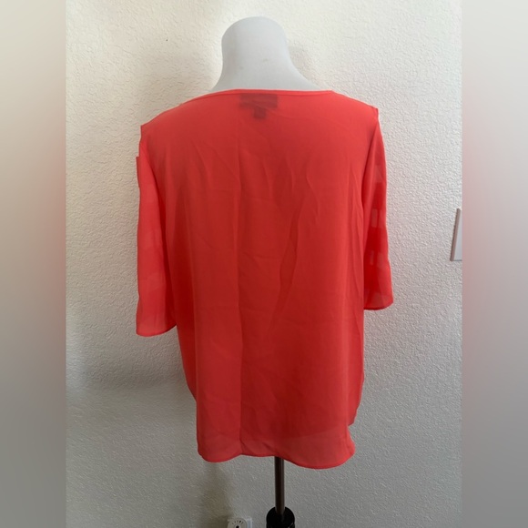 BOLD elements Coral Cutout Sleeve Blouse - Picture 6 of 8